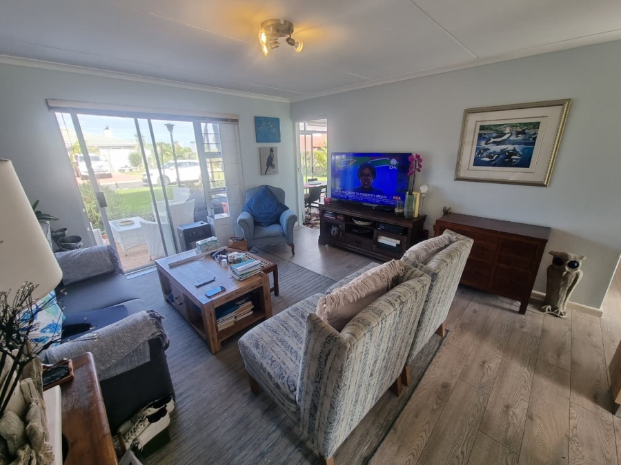 To Let 2 Bedroom Property for Rent in Big Bay Western Cape